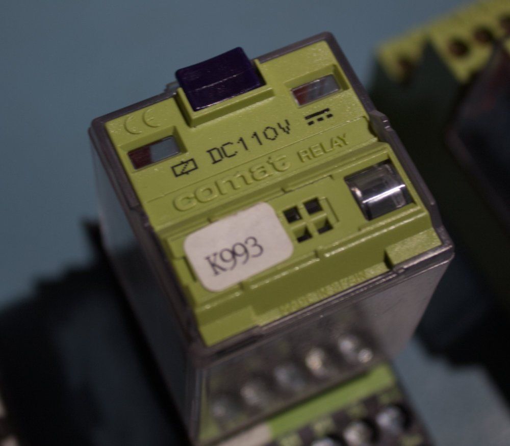 Componenti elettronici: Diverse Relais mit 230V Spulen – Usato da Zürich venduto da mac_l2k9 2