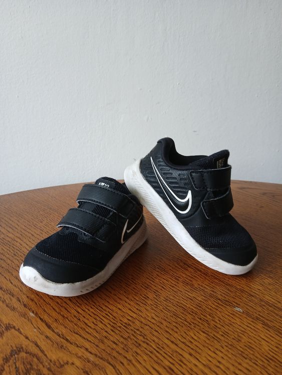Schuhe Nike Logo Klettverschluss Nike Sneaker Klettverschluss