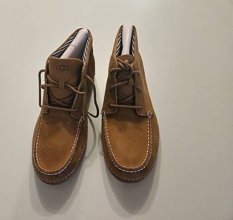 Scarpe da uomo: Neu UGG Herrenschuhe  – Usato da Nidau venduto da ann_2289 2