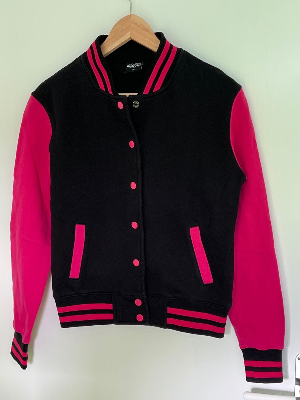 Giacche & Cappotti: BASEBALLJACKE   GRÖSSE M (URBAN CLASSICS) – Usato da Zufikon venduto da SULMI02