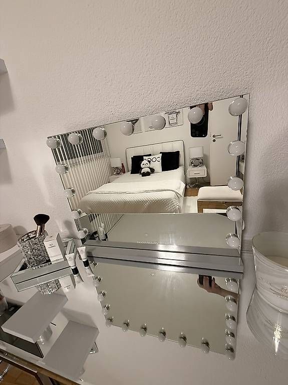Schminktische: Coiffeuse – Gebraucht aus La Chaux-de-Fonds von tig_7sjb 1