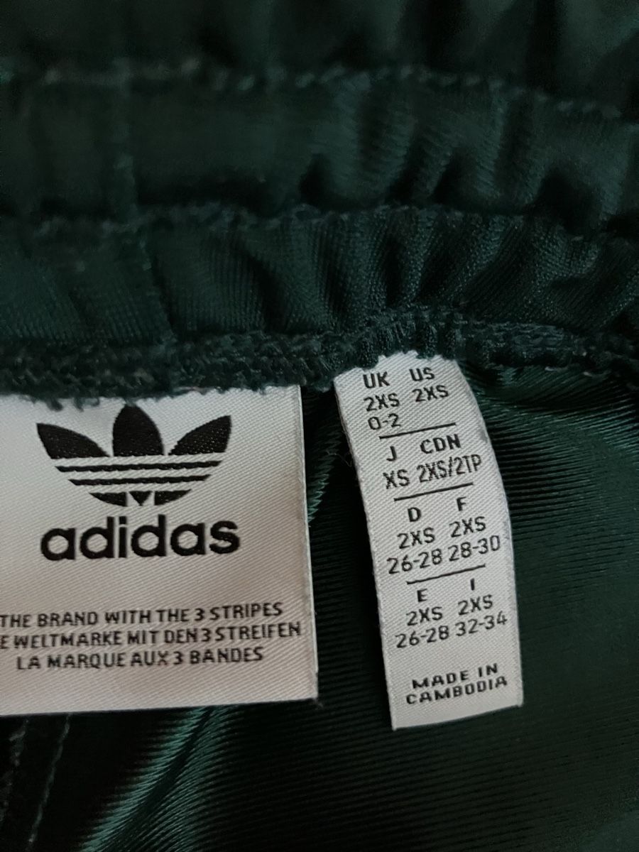 Pantalons: Shorts Adidas – D'occasion à Zürich par annalaila 2