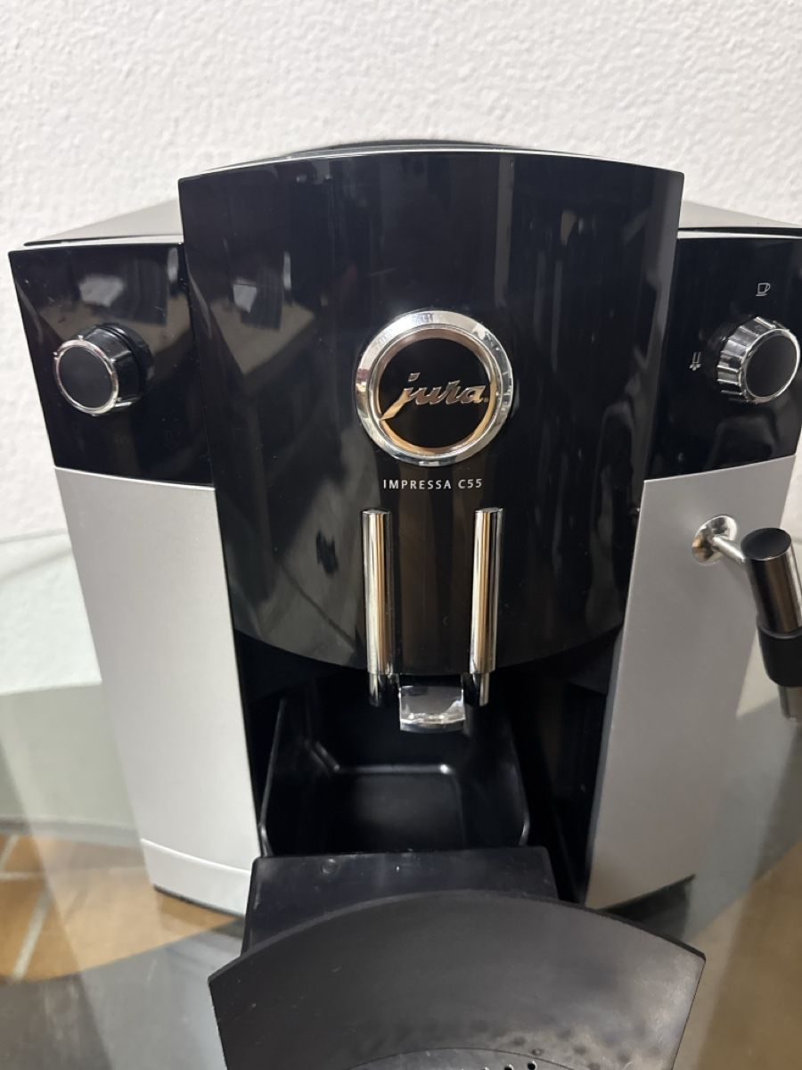 Jura Machines à café & Machines à expresso: Machine à café Jura Impressa C55 – D'occasion à Soyhières par Jura22 1
