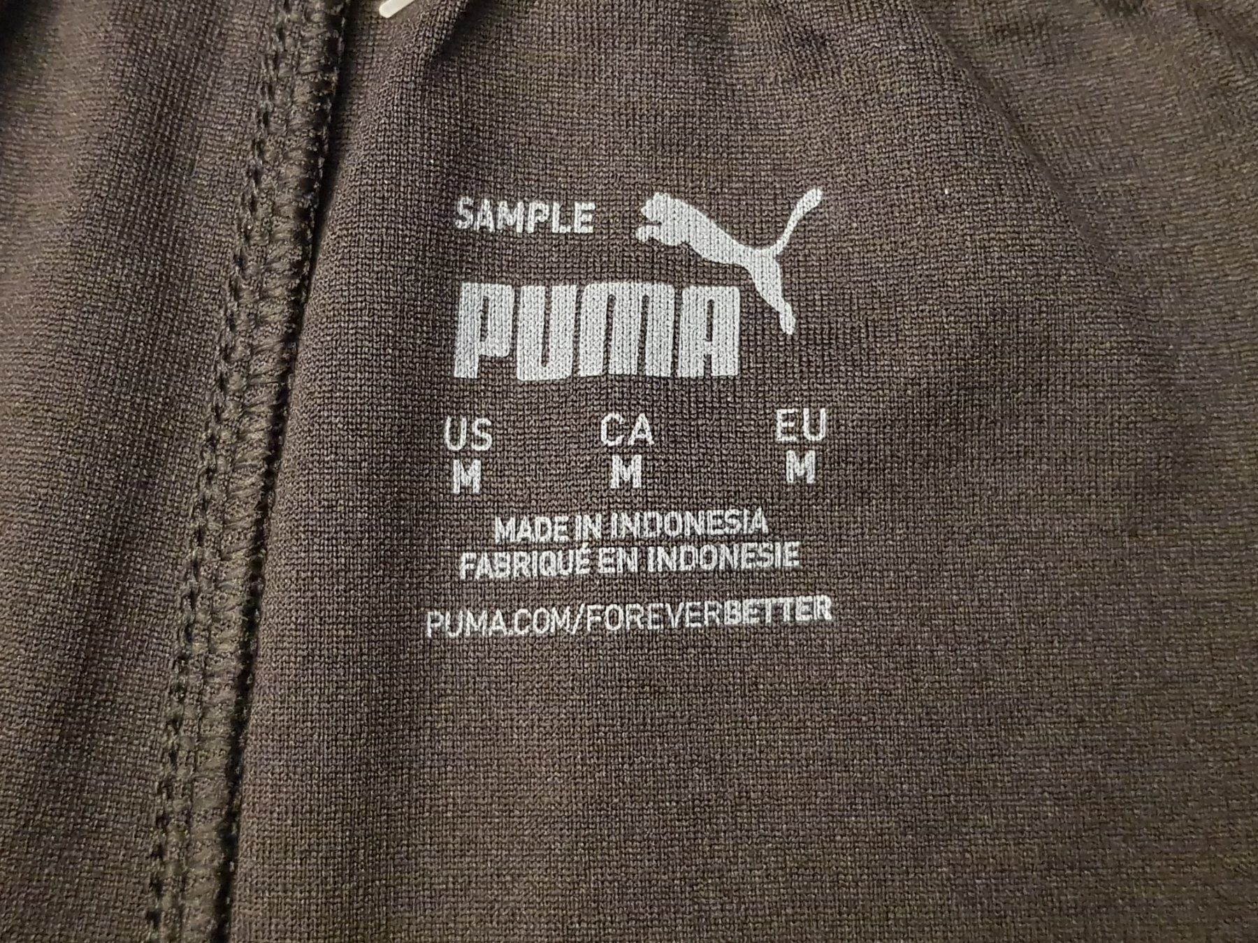 Puma Pantaloni: AC Mailand Puma Shorts, Grosse M – Usato da Le Mouret venduto da Pantini 1