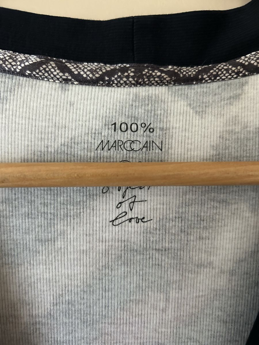 Giacche: Marc Cain Strickjacke Gr.5,Herbst  oder frühlingTop Zustand! – Nuovo (secondo la descrizione) da Freienwil venduto da Nompumelelo 2