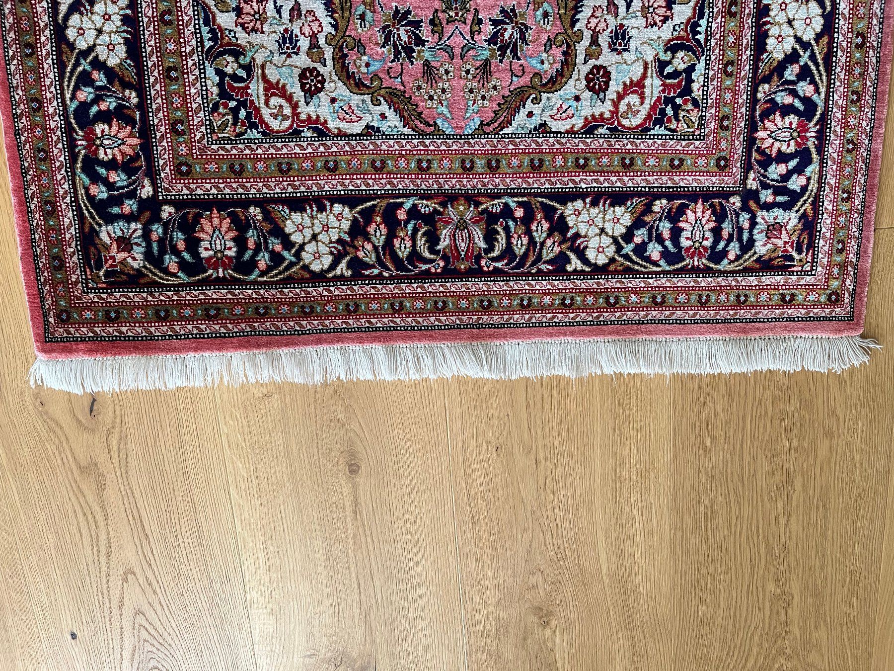 Tappeti: Handgeknüpfter Seidenteppich Ghom – Usato da Schattdorf venduto da CaLeLaLy 2