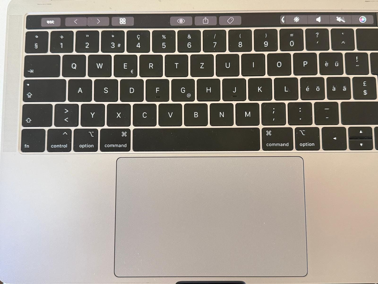 Apple Notebook: MacBook Pro 13" Space Grau, Top Zustand – Usato da Zürich venduto da yurt7 3