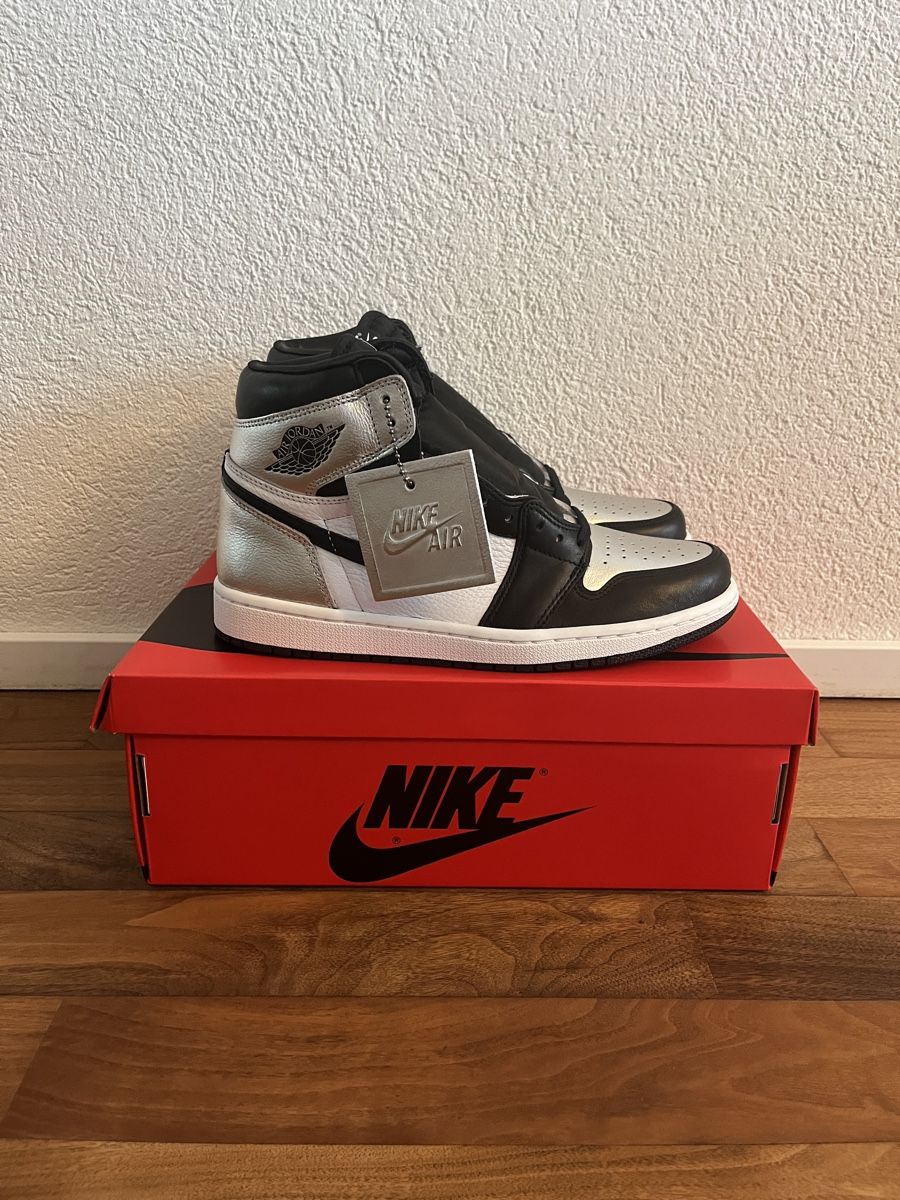 Scarpe da donna: Nike Air Jordan 1 Silver Toe Grösse 39 – Nuovo (secondo la descrizione) da Buochs venduto da n0.w0 2