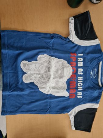T-Shirt Astronaut blau Gr. 122 NEU