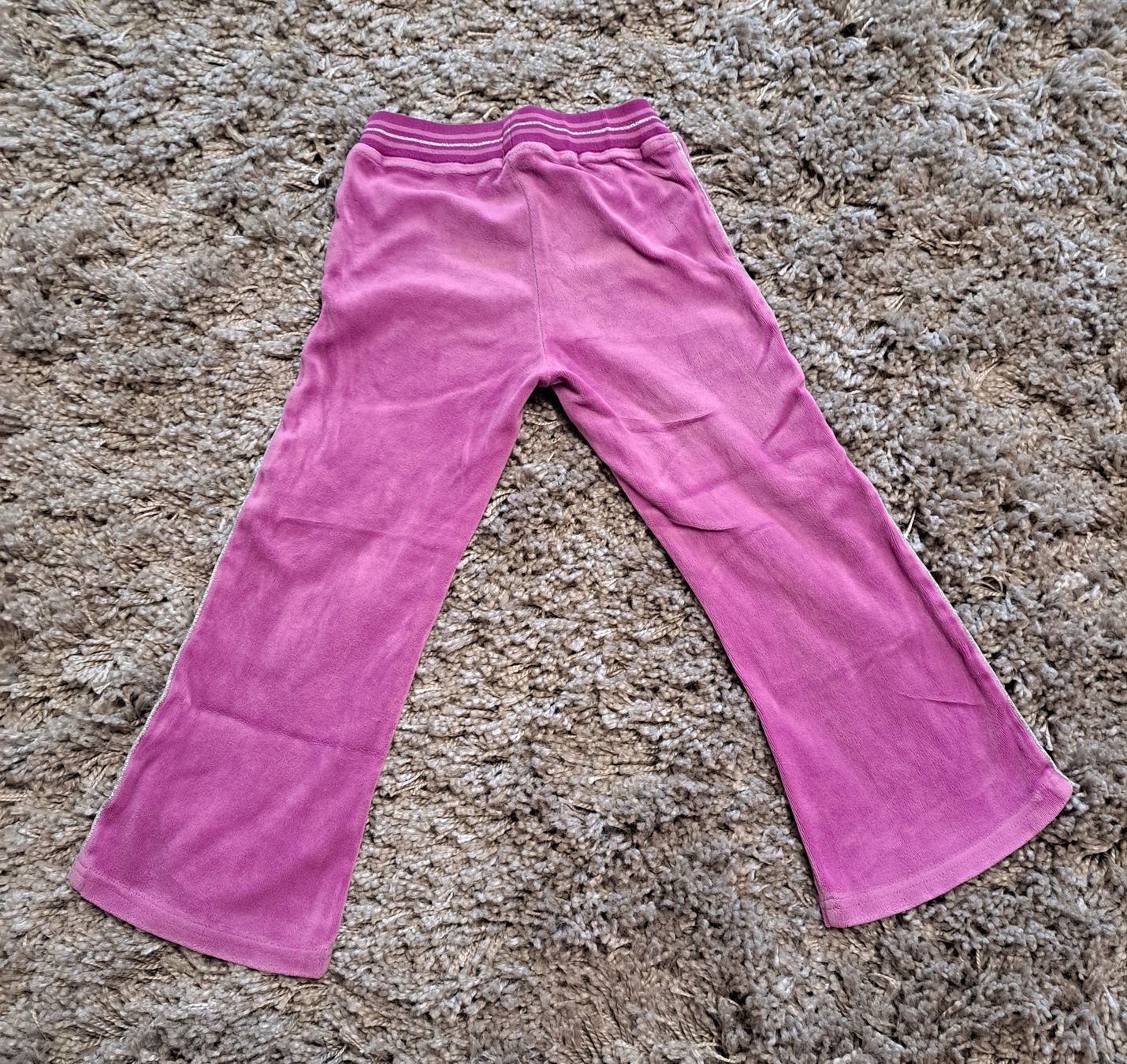 Pantaloni: Trainerhosen Grösse 104 – Usato da Kaltbrunn venduto da Nili133 1