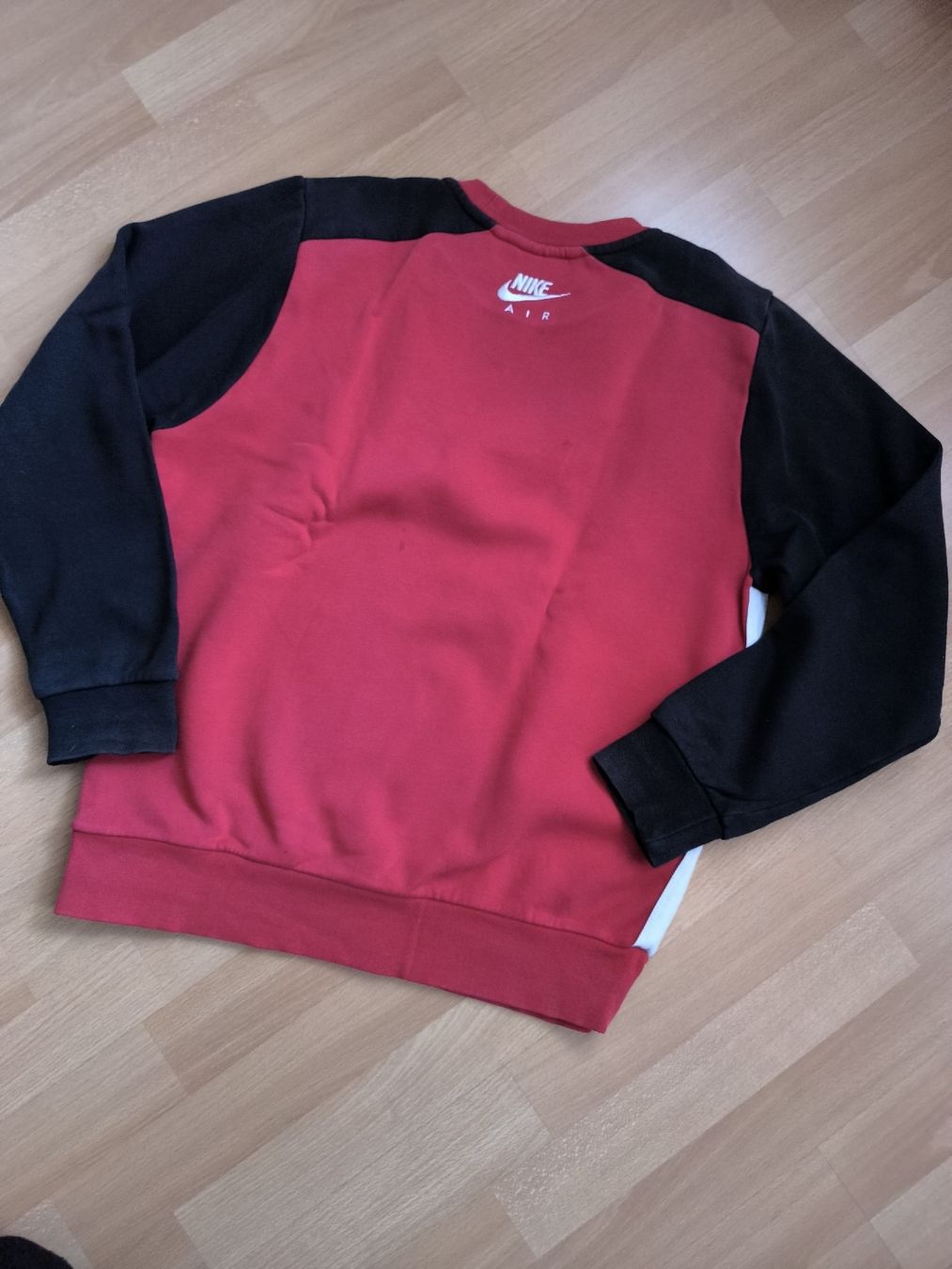 Nike Maglioni & Felpe: Nike Pullover Grösse S – Usato da Oberdiessbach venduto da Zwerg82 1