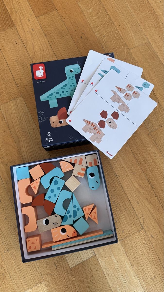 Janod Spielzeuge: Janod Dinosaur Building Blocks Set – Gebraucht aus Zumikon von Arend