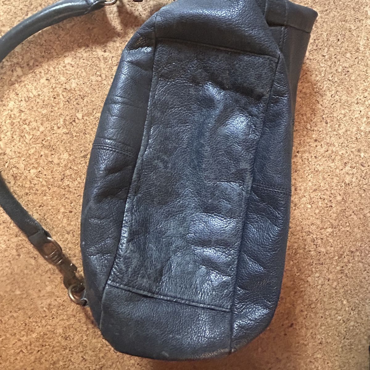 Liebeskind Borse da donna: Liebeskind Berlin Ledertasche dunkelblau – Usato da Laufen venduto da belleskulptur 5