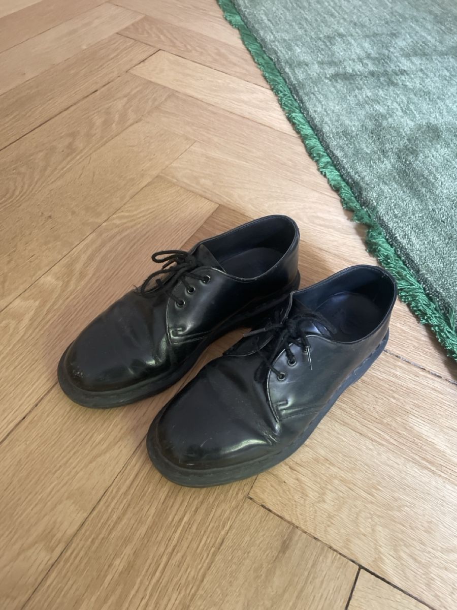 Dr. Martens Scarpe da uomo: Schuhe Dr. Martens schwarz Leder – Usato da Zürich venduto da salomecavegn