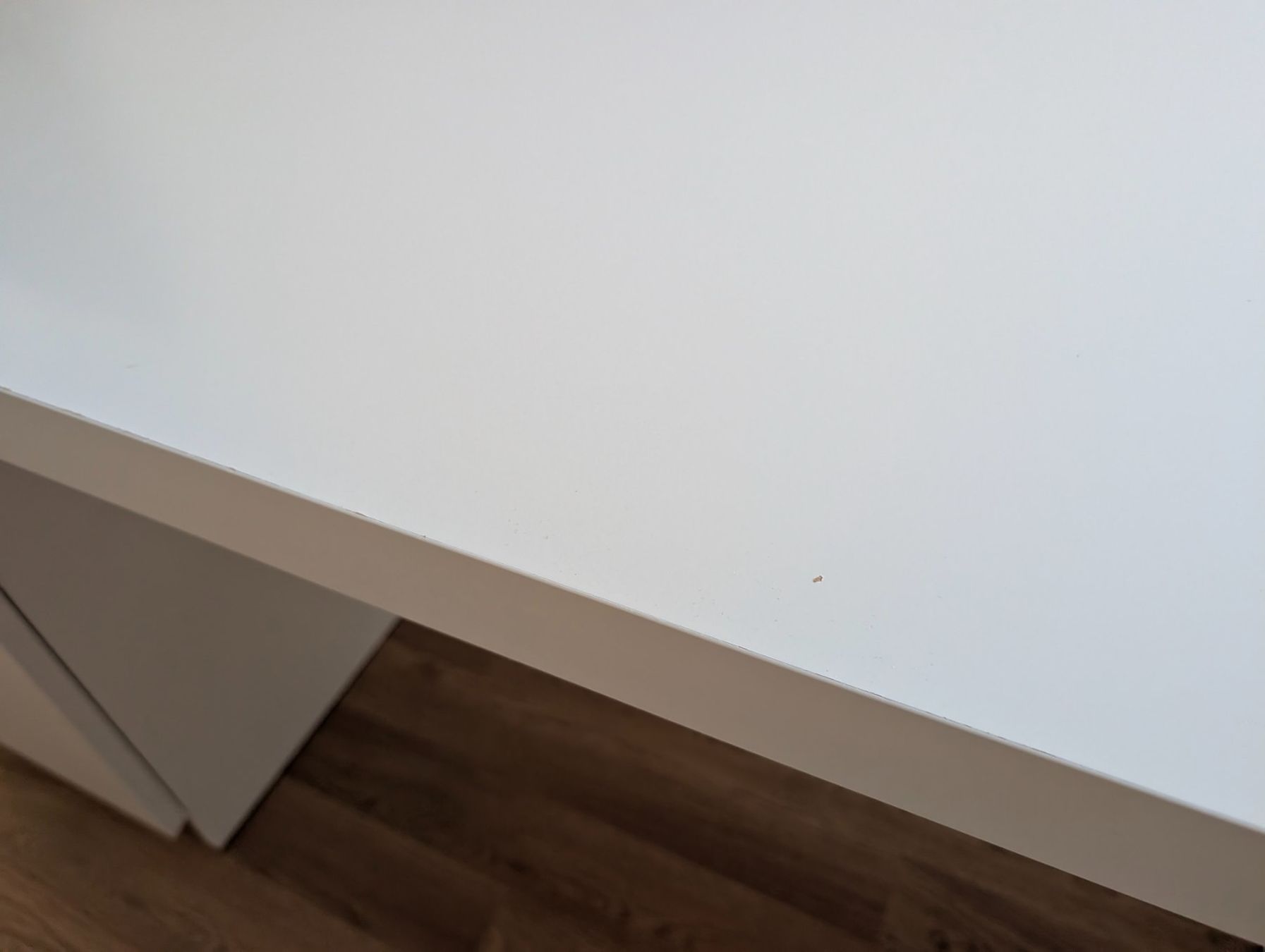 Ikea Scrivanie: IKEA MALM Desk Schreibtisch – Usato da Trimbach venduto da mad_kz9q 3