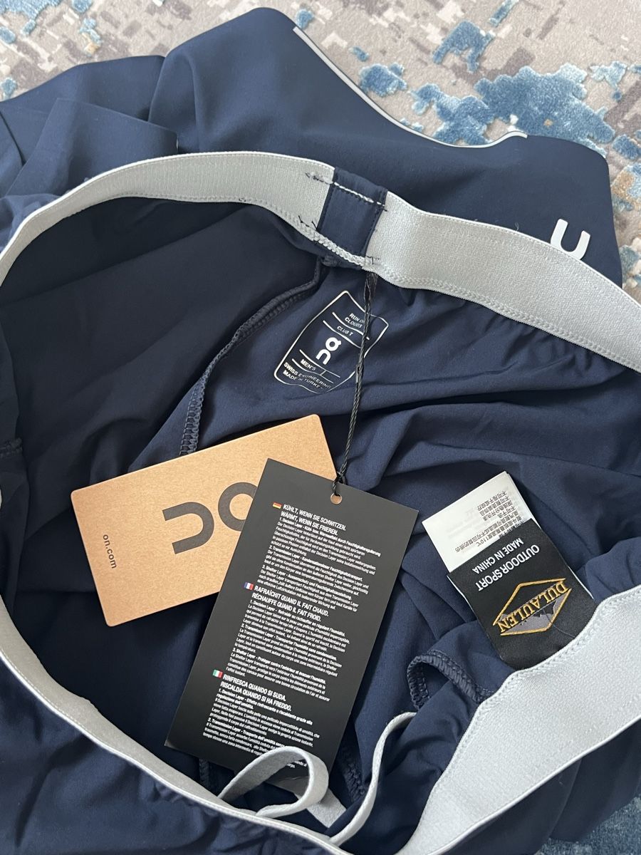 Badehosen: On Running – Neu und originalverpackt aus Wattwil von IBiDaFurDi 2