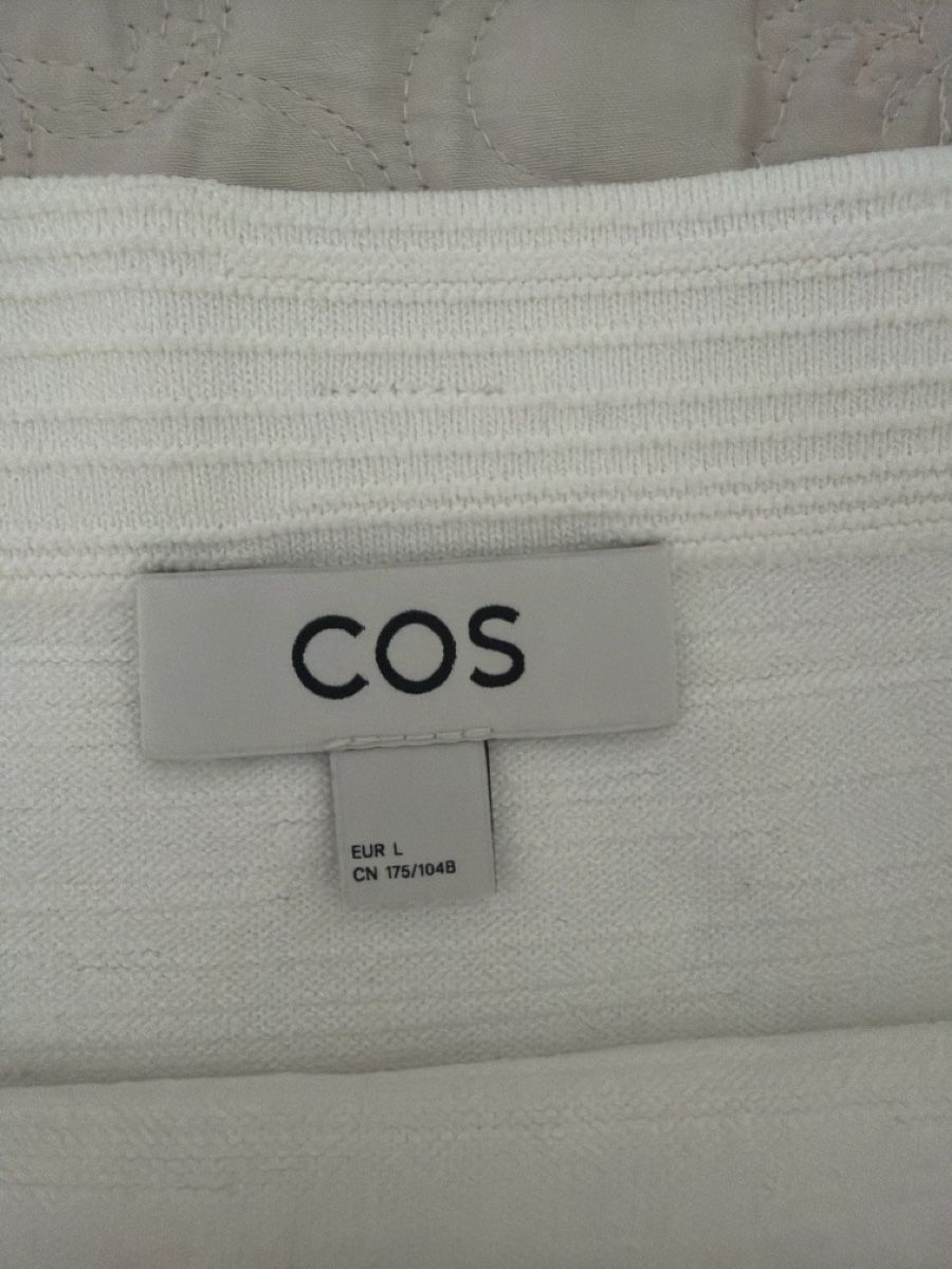 Cos Tops: Cos Top – Neu (gemäss Beschreibung) aus Wallisellen von Chatswood_8hwh 2