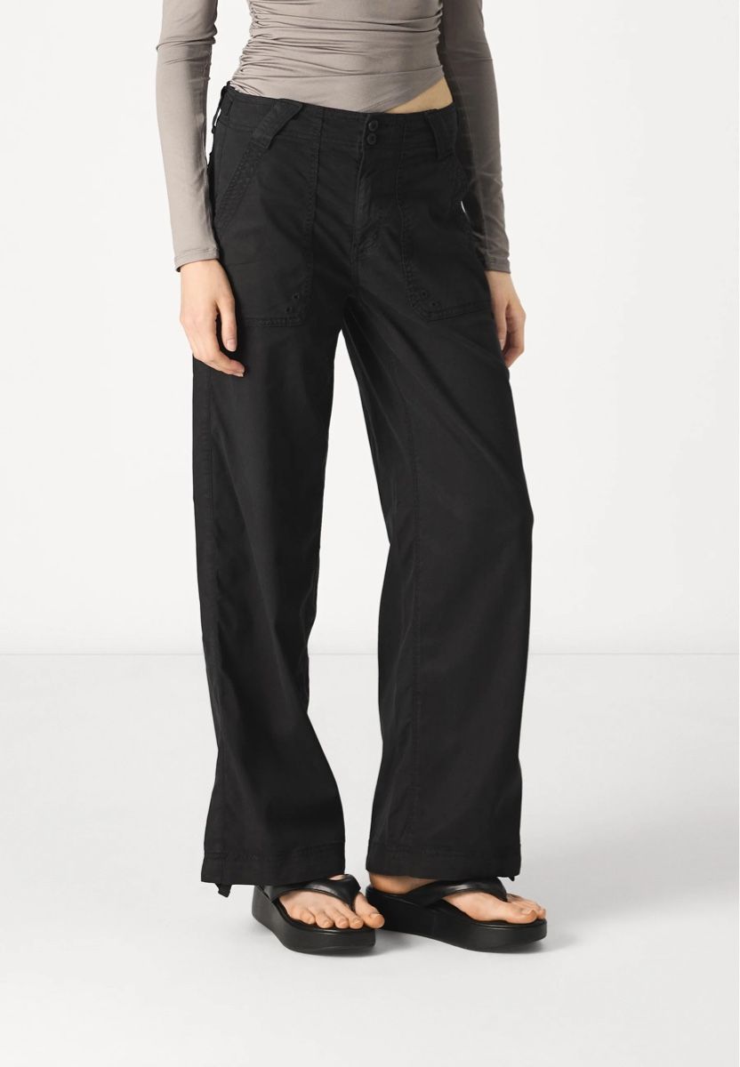 American Eagle Pantalons: American Eagle Parachute Pants – D'occasion à Basel par lenarrari