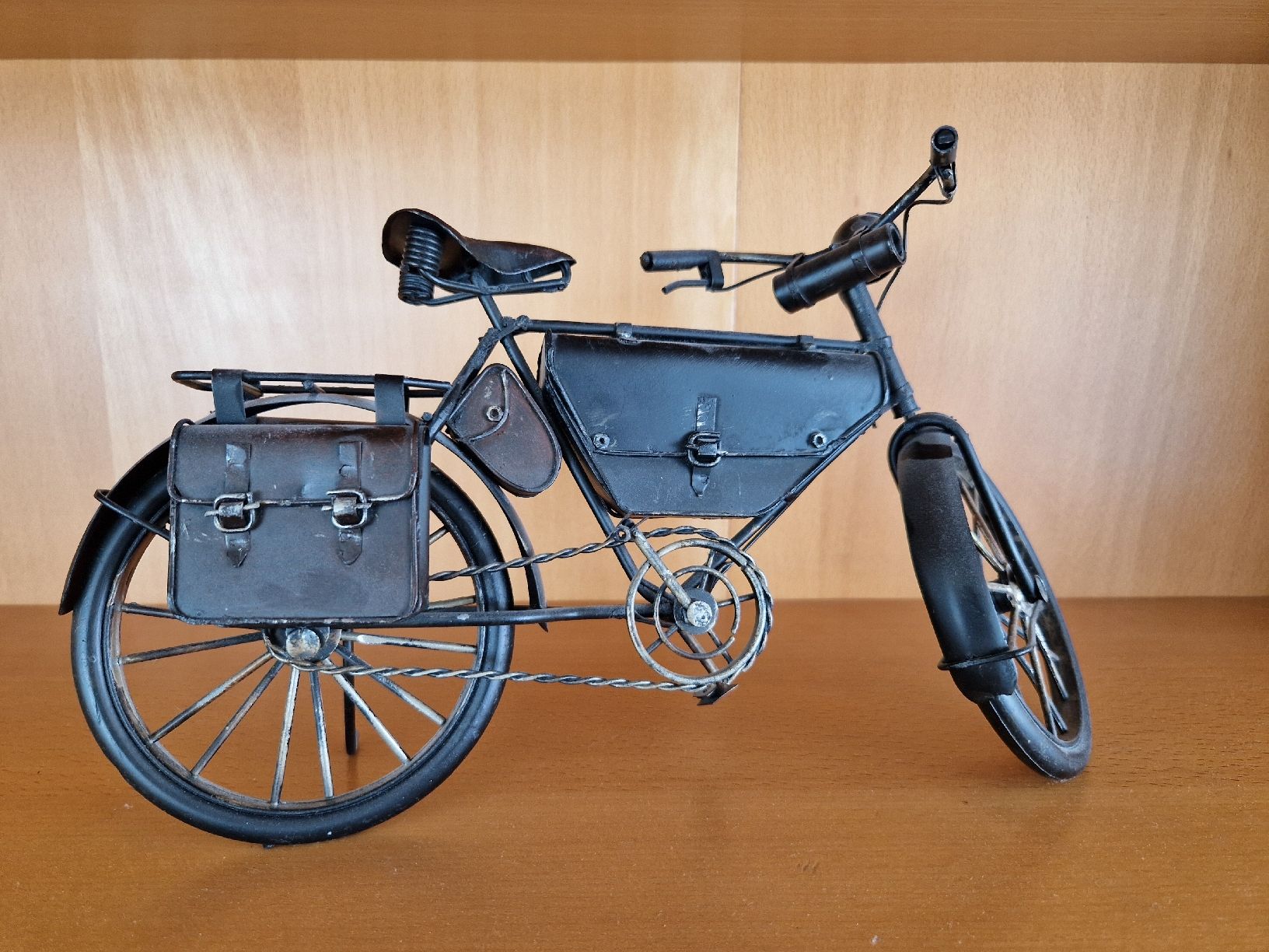 Kit di modellismo & Modellini statici: Altes Militärvelo Modell – Usato da Wallisellen venduto da soat 1
