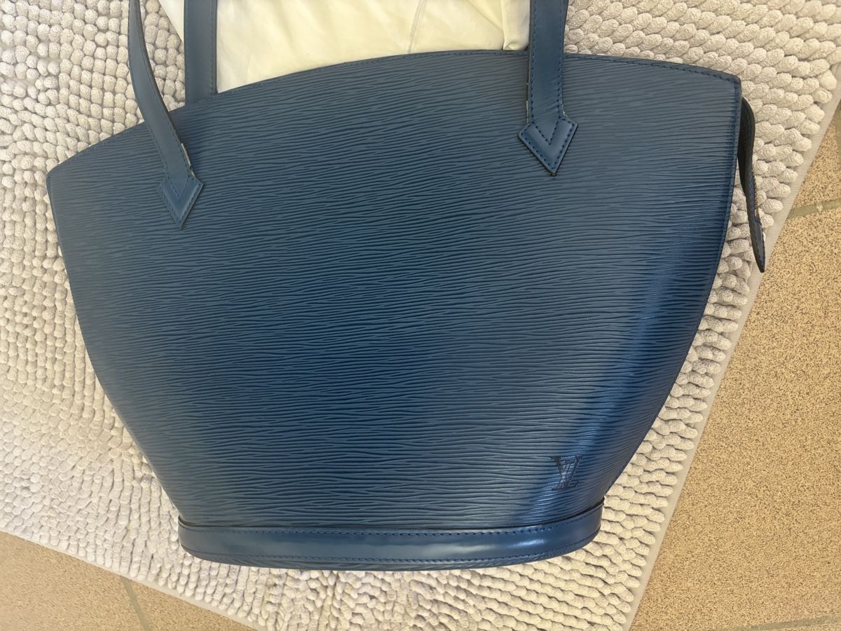 Louis Vuitton Borse da donna: Louis Vuitton Saint Jacques, modèle de grande taille (GM – Usato da Buttes venduto da ButtA15 1