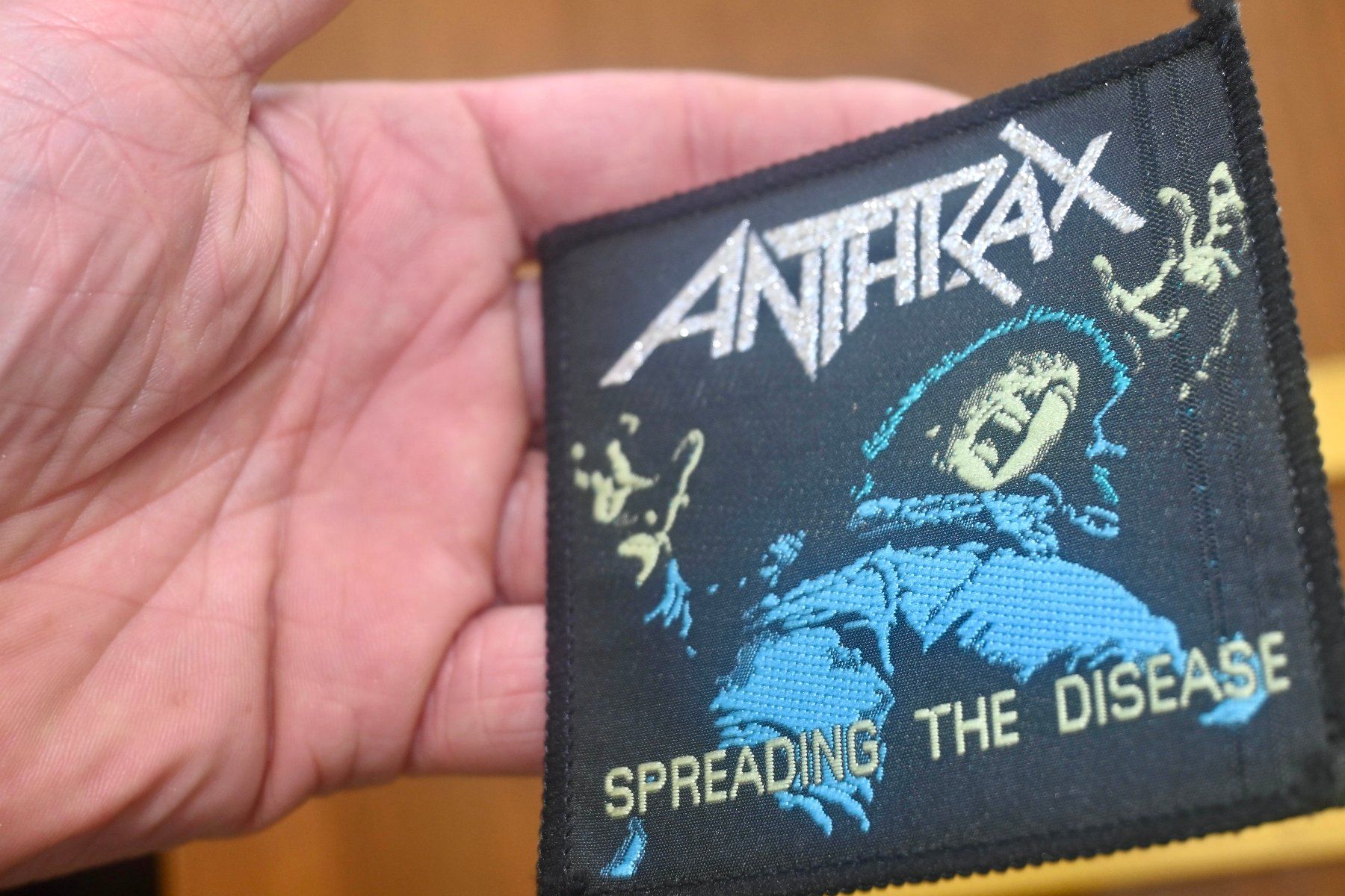 Dischi in vinile: VINTAGE Anthrax PATCH spreading the disease BADGE – Usato da Pfaffhausen venduto da mono_rec 6