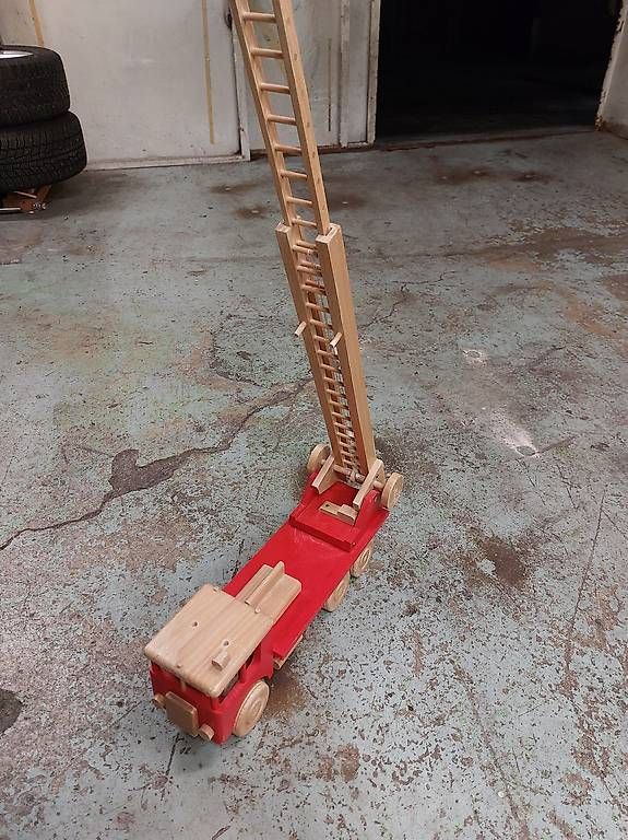 Modellbausätze & Standmodelle: Camion pompier  – Gebraucht aus crissier von dan_sf9h 3