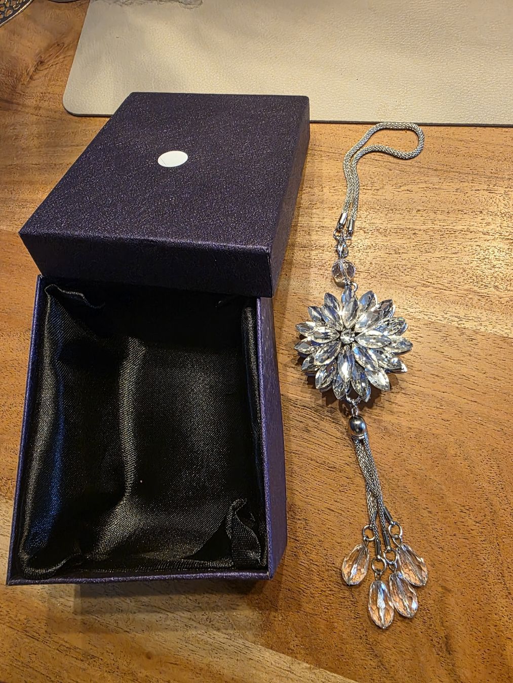 Ciondoli: blumen- borsche schmuck – Usato da Büsserach venduto da Divina86