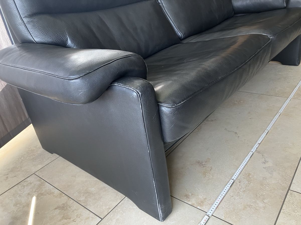 De Sede Divani: Sofa De Sede Leder schwarz – Usato da Walchwil venduto da ale_h2c5 3