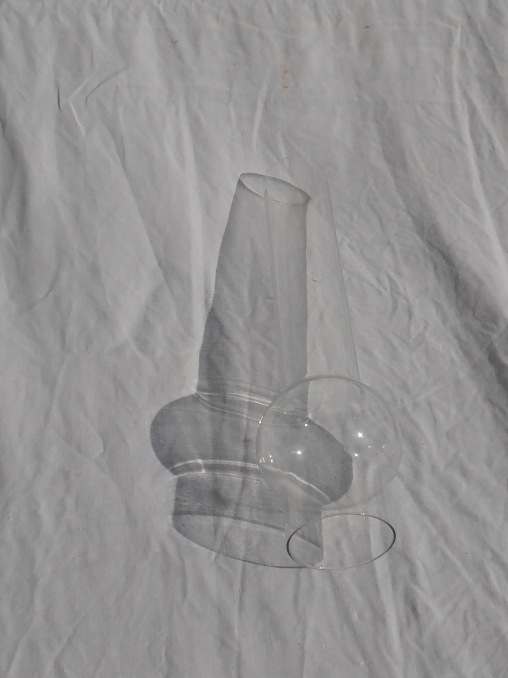 Lampade: antike Petrol Lampe mit Glaszylinder – Usato da Bischofszell venduto da Museumscafe 2