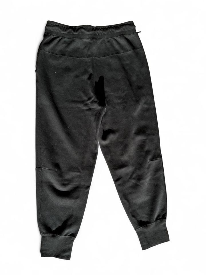 Nike Pantaloni: black nike joggers with pockets, size M – Nuovo (secondo la descrizione) da Winterthur venduto da hachiscutecloset 2