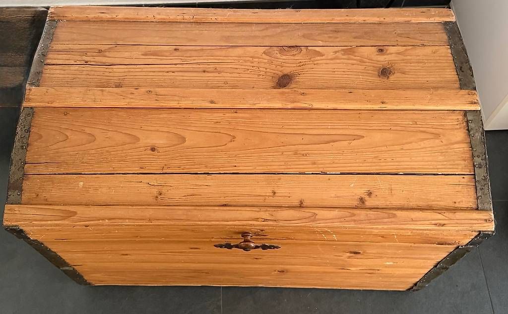Cassapanche: Antike Truhe als Bar – Usato da Niederrohrdorf venduto da Bambam66 1