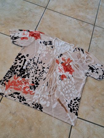 Shirt, mit Perlen und Pajettenstickerei
