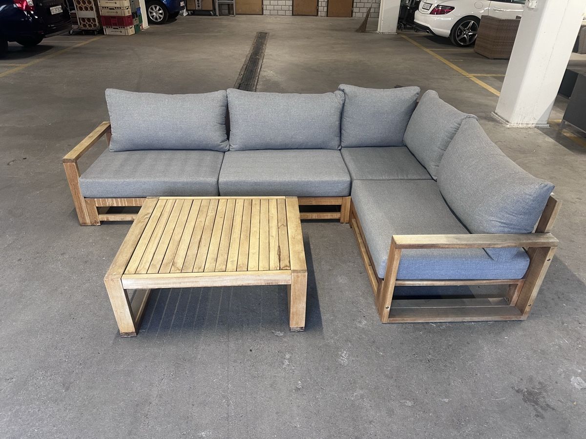 Divani: Gartenlounge Holz 5-tlg MICASA – Usato da Steinach venduto da EvAy_Trade_2023 1
