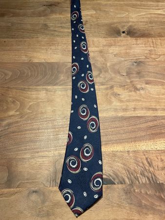 Elegante Seidenkrawatte, Dunkelblau, Schweiz