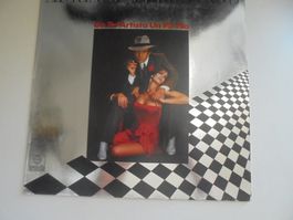 Adriano Celentano " Un po'artista un'po no " très bon état +