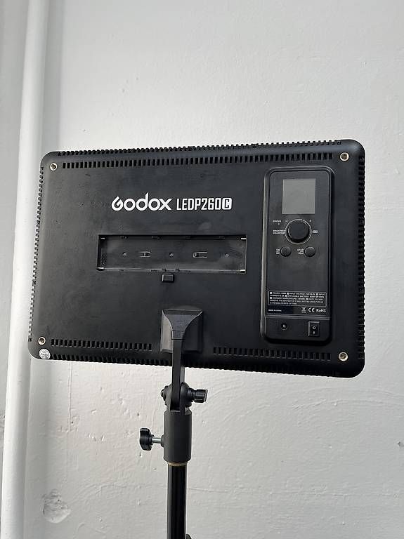 Lampade: Godoy LED P260C Licht-Panel – Usato da Winterthur venduto da Sjo_van_Roo 1
