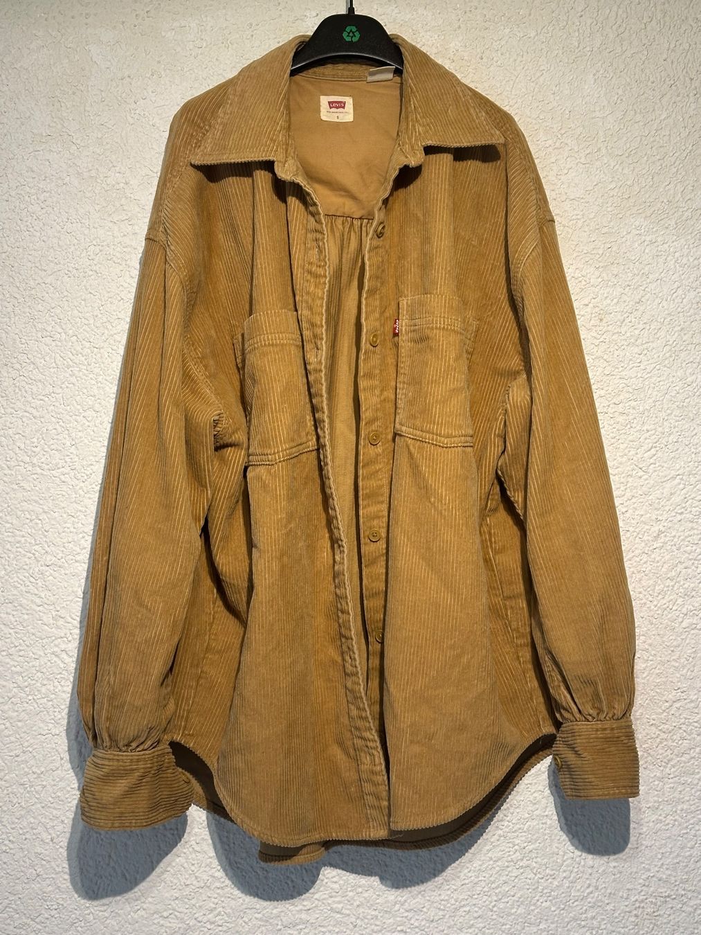 Levi's Camicie: Levi's Cordhemd braun Grösse S – Usato da Lauterbrunnen venduto da zepa