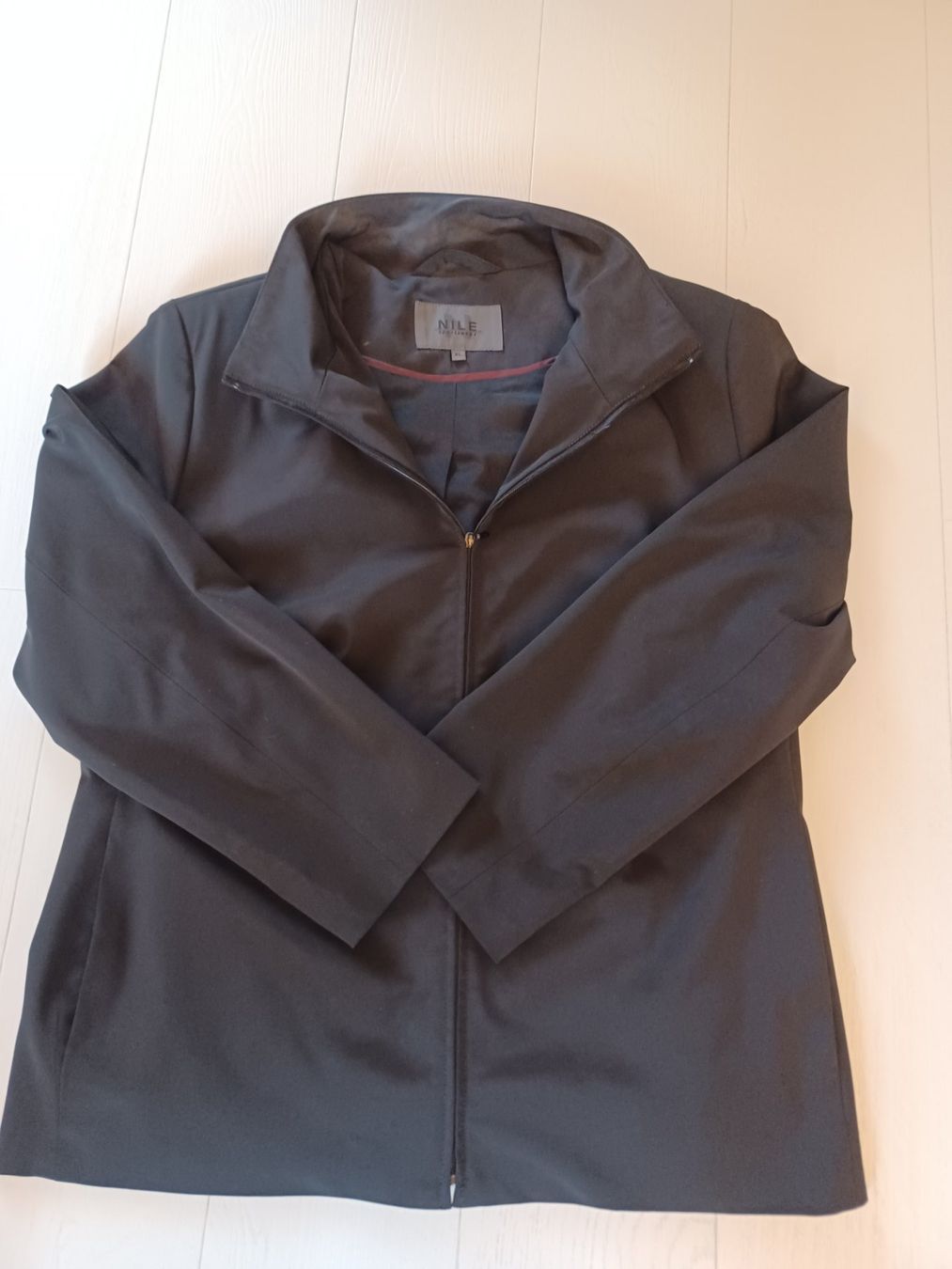 Nile Kleiderpakete: Set: Blazer und Hose von Nile – Gebraucht aus Willisau von chriwil 1