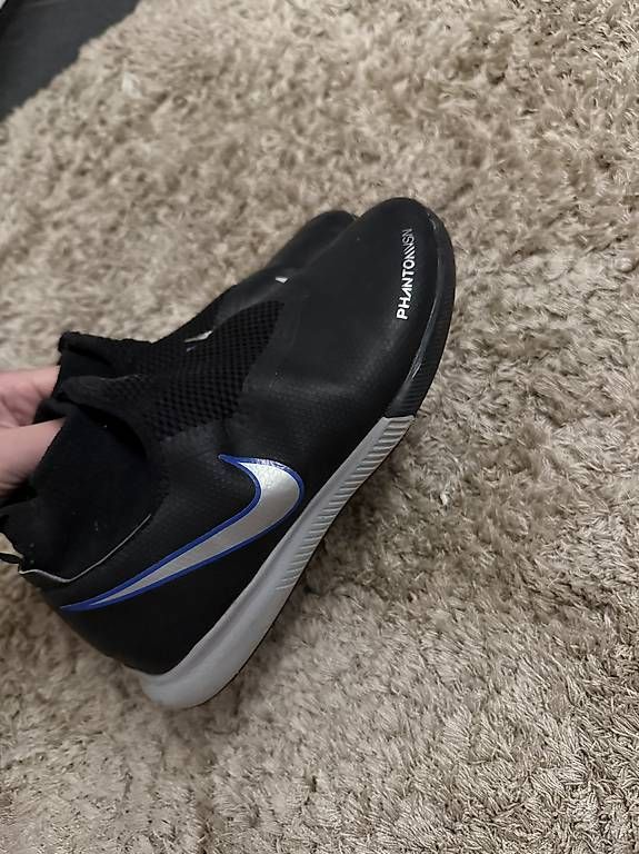 Scarpe per ragazzi: Hallenfussballschuhe Nike – Usato da Wetzikon ZH venduto da veysel71 2