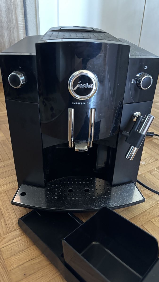 Jura Macchine per caffè & Macchine per espresso: Machine à café Jura C50 – Difettoso da Lausanne venduto da Ale981