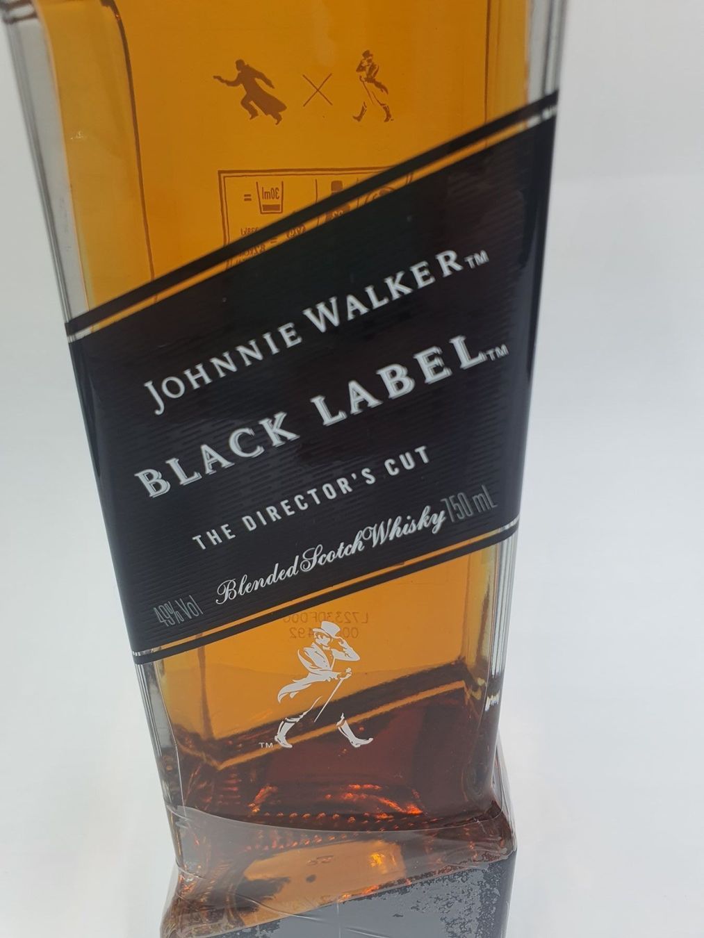 Johnnie Walker Bevande alcoliche: Johnnie Walker Blade Runner 2049 Whiskey – Nuovo e nell'imballaggio originale da Baden venduto da swiss-alps 2