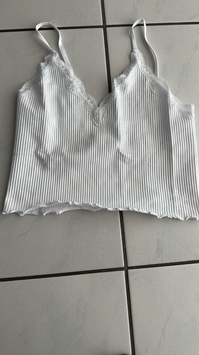 Top: 2x Top Gr. XS – Usato da Wileroltigen venduto da torro11 1
