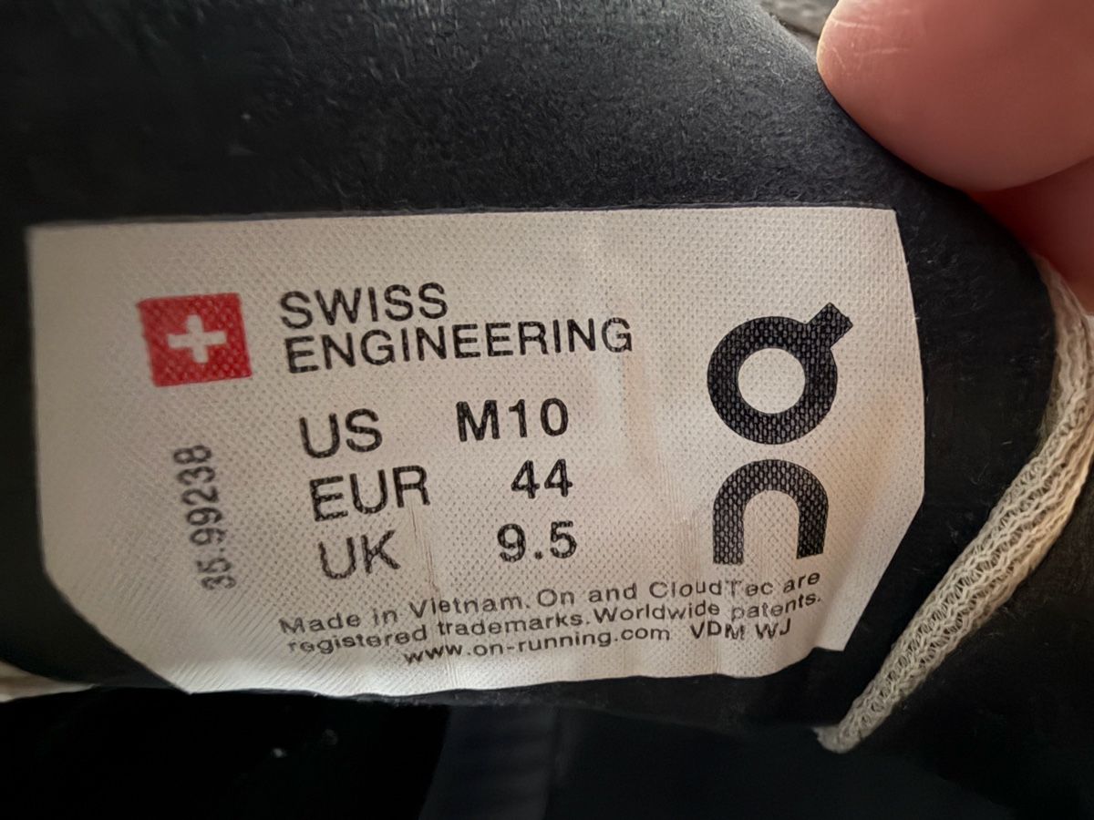 On Herrenschuhe: On Sneakers, Gr. 44 – Gebraucht aus Wallenwil von Rainbow45 5
