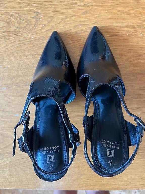 Damenschuhe: HighHeels ungetragen – Gebraucht aus Pratteln von tamariscem