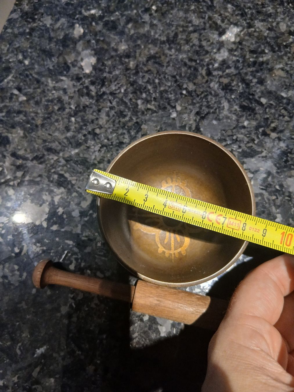 Alle Dekorationen: Singende Schale Messing mit Holzschlegel Durchmesser 9cm – Gebraucht aus Galgenen von katja_w 2