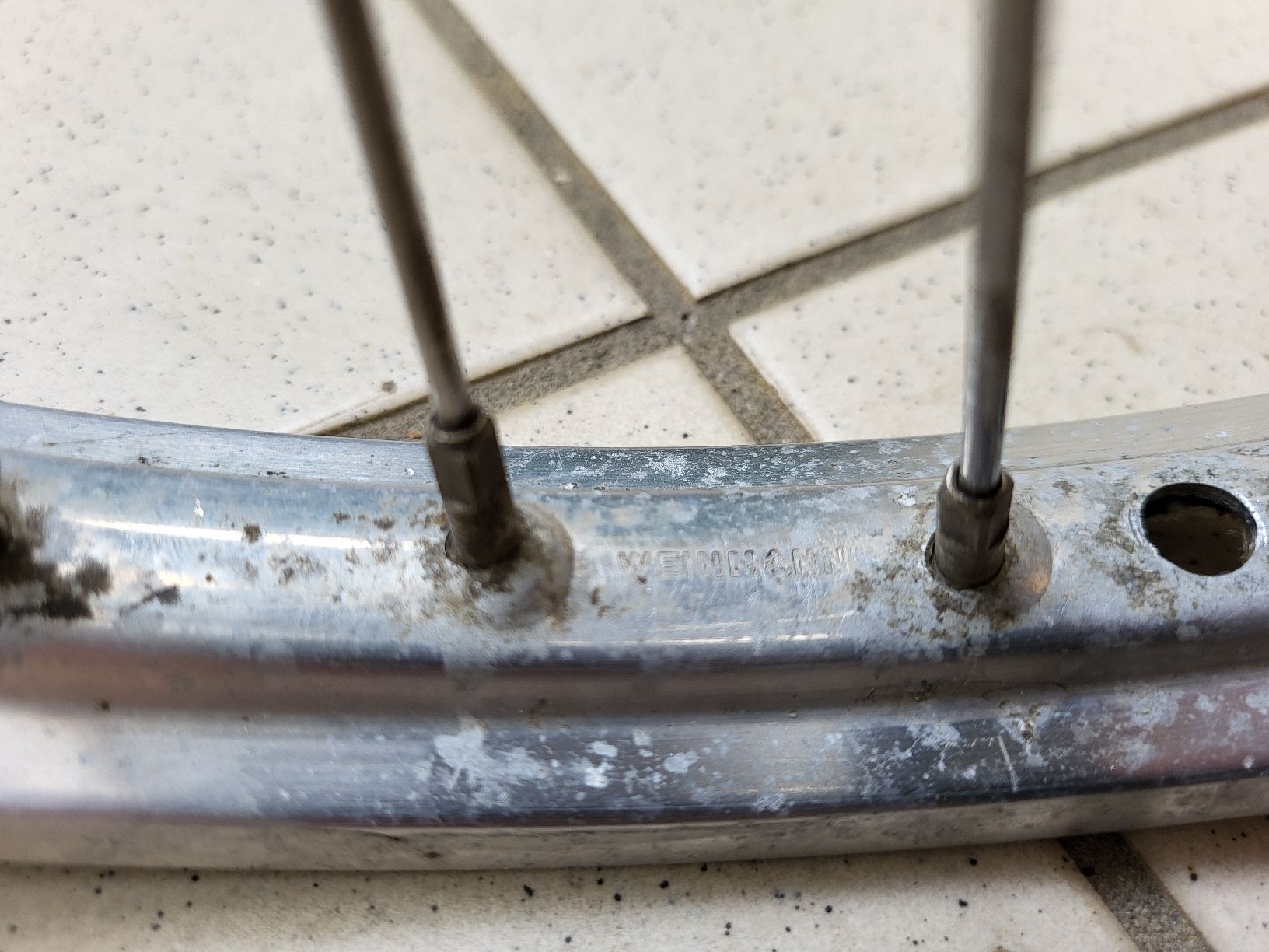 Pneumatici & Ruote complete: Vorderrad 17" Weinmann Puch – Usato da Cagiallo venduto da giulioci89 1