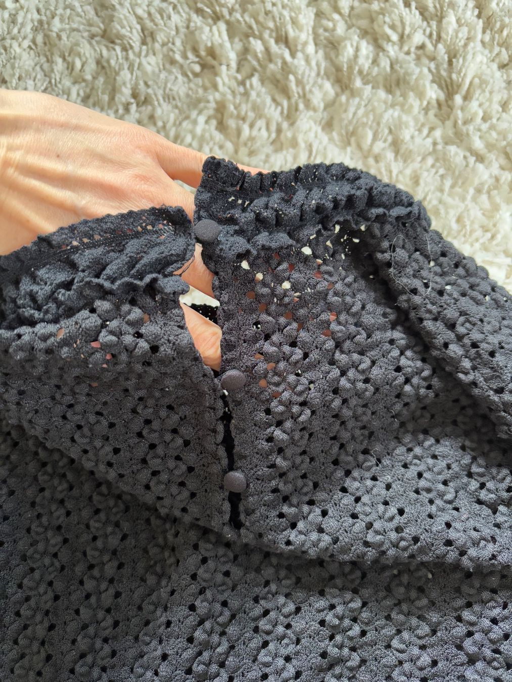 Maje Top: Elastisches Lochmuster Oberteil von Maje Gr 3 (L) – Usato da Laufenburg venduto da VintageMuesli 5