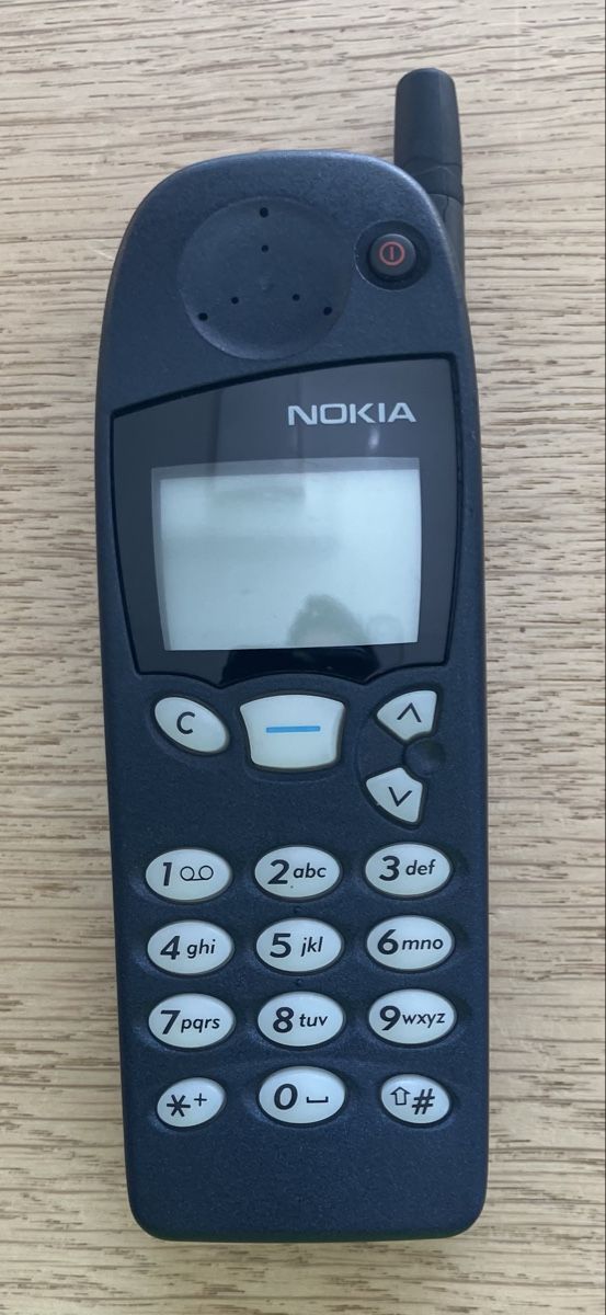 Nokia Handys / Smartphones: Nokia 5110 Vintage Mobiltelefon  – Gebraucht aus Schaffhausen von Beatstaeks 1