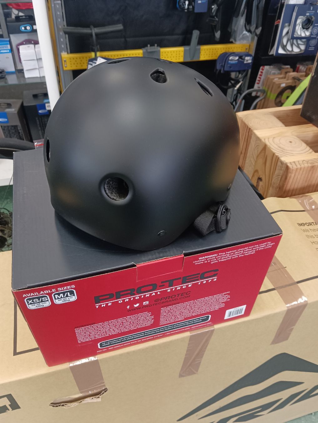 Casques: Pro-Tec – Neuf avec emballage d'origine à Faido par Manujp 2