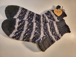 Handgestrickte feine Socken,  75% Wolle superwasch Gr. 42/43
